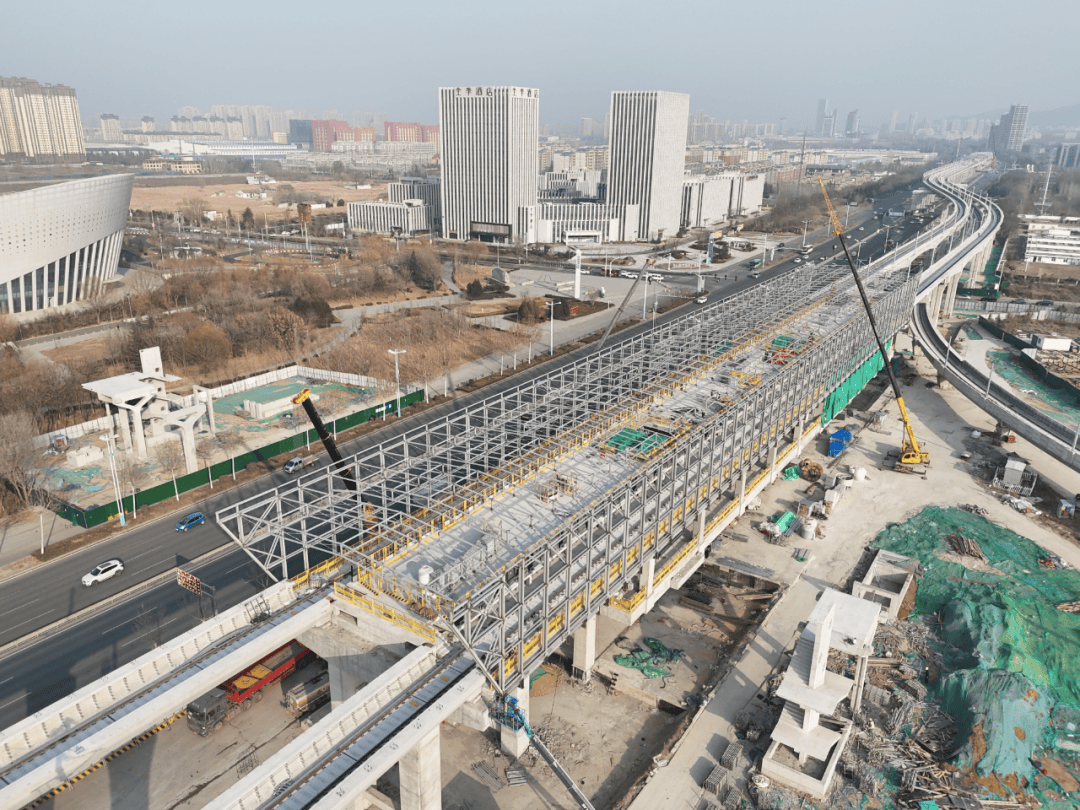 濟(jì)南地鐵項(xiàng)目車站主體鋼結(jié)構(gòu)及附屬土建工程順利完工